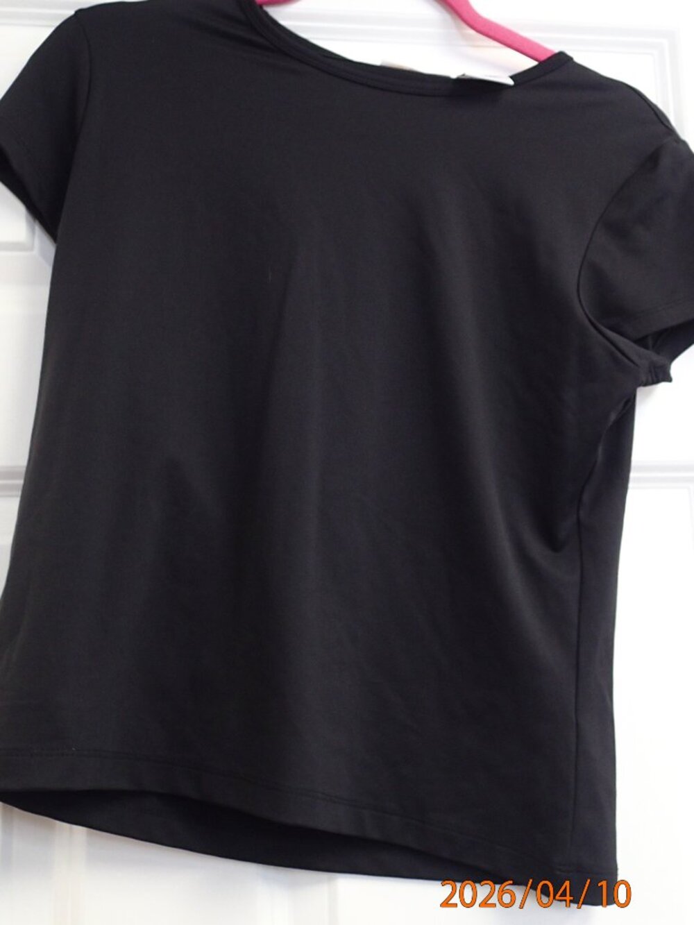 Kathy Ireland  The Modern Tee new w/ tags size Medium